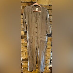 Zara Gray Button-Front Jumpsuit! SZ Large